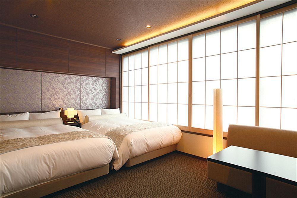 Gracevilla Nijo-Jo Castle Villa Aneyakoji Kyoto Luaran gambar