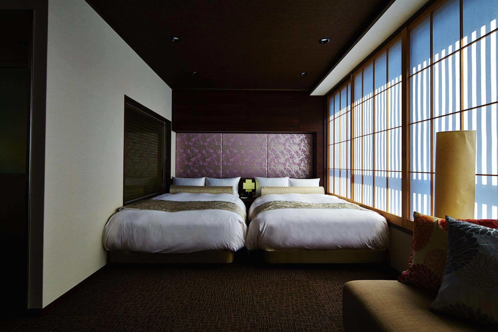 Gracevilla Nijo-Jo Castle Villa Aneyakoji Kyoto Luaran gambar